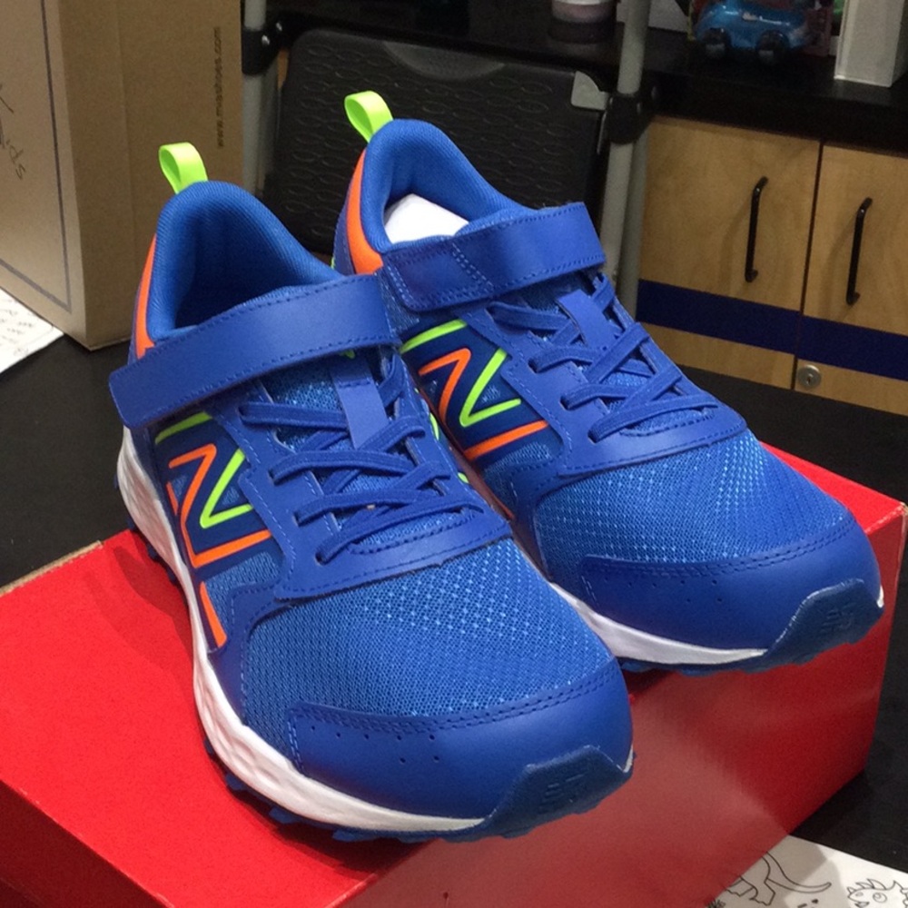 New balance 650 Velcro wide